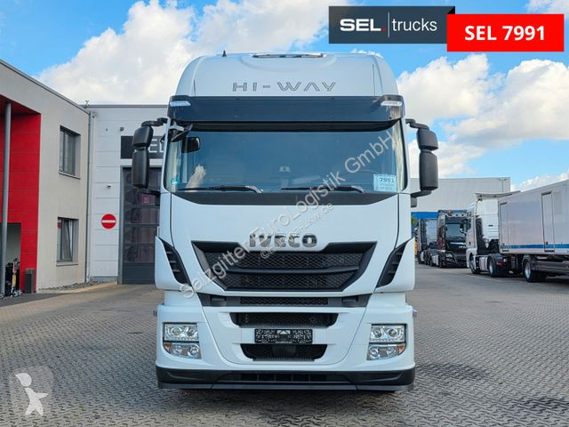 Traktor Iveco 420 / ZF Intarder
