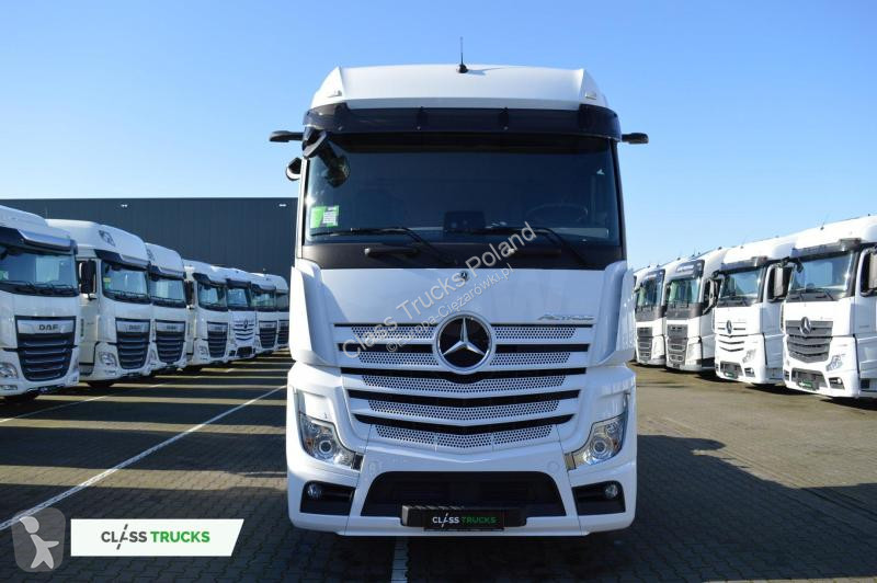 Cap tractor Mercedes 5 1845 BigSpace