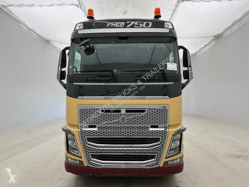 Traktor Volvo 750 Globetrotter - 6x4