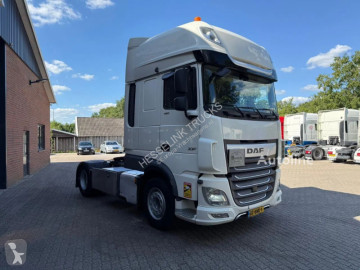 Tracteur DAF