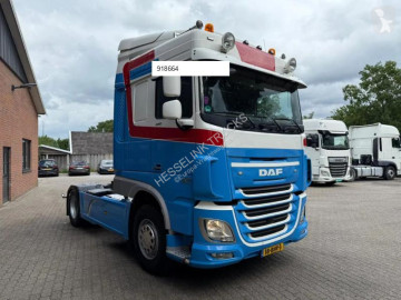 Traktor DAF