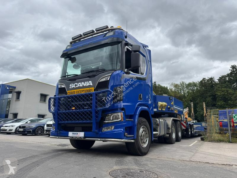 Traktor Scania V8 650 A6X4HZ C20N