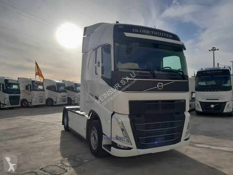 Traktor Volvo 5 I-SAVE
