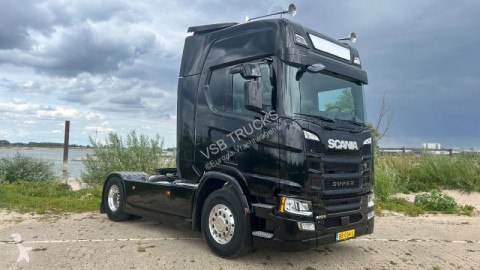 Cabeza tractora Scania