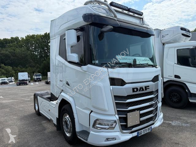 Tahač DAF 530