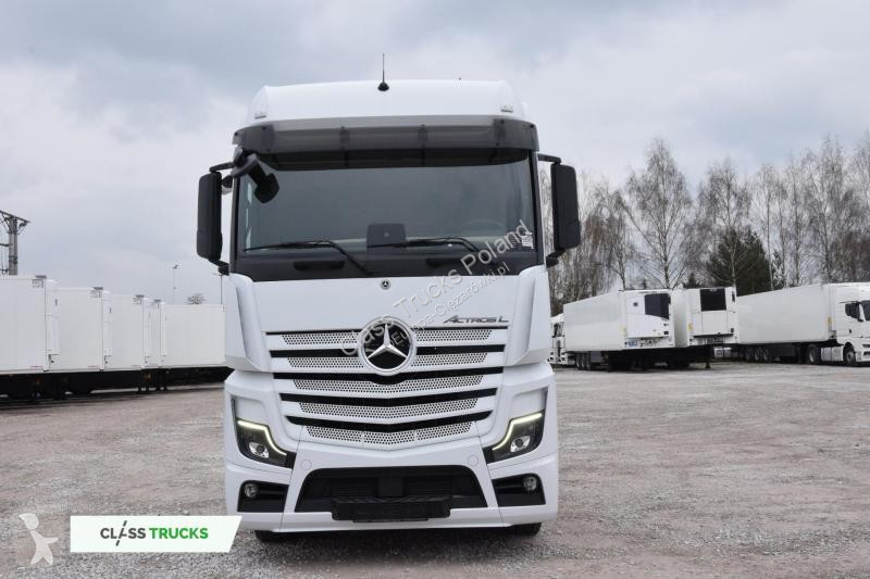 Trekker Mercedes 5 1845 BigSpace