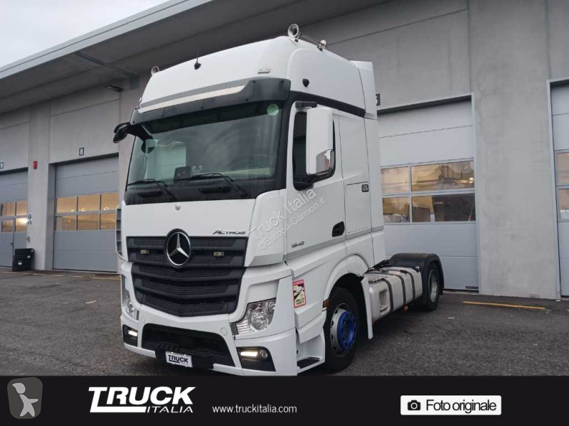 Tracteur Mercedes IV