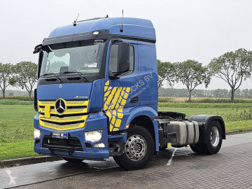 Traktor Mercedes