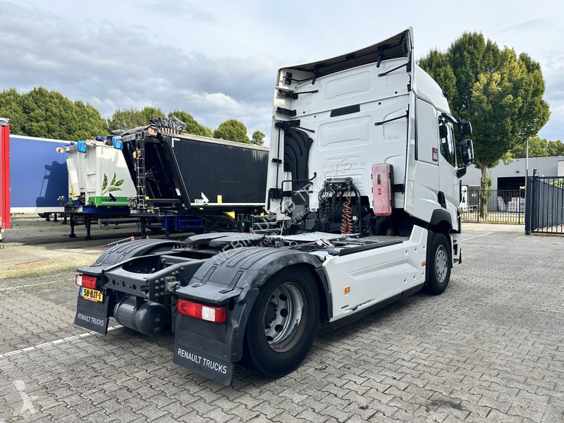 Tracteur Renault T460 4x2 - 566.307km