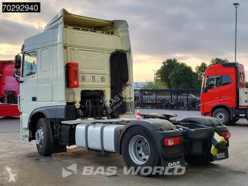 Cabeza tractora DAF