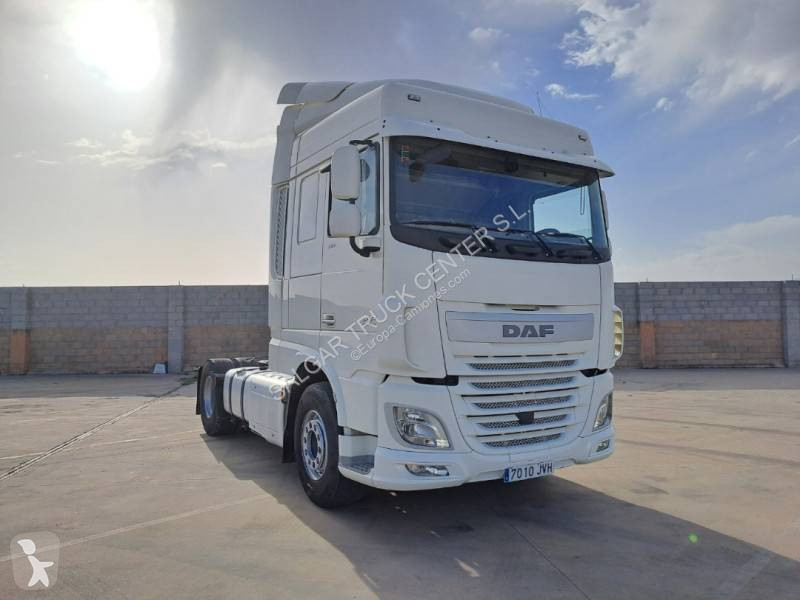 Traktor DAF