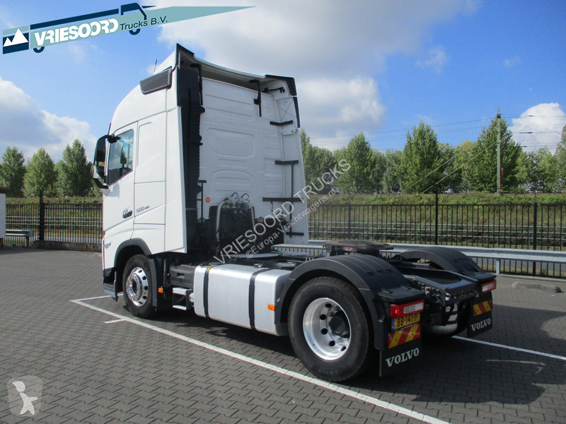 جرار Volvo VTA3T