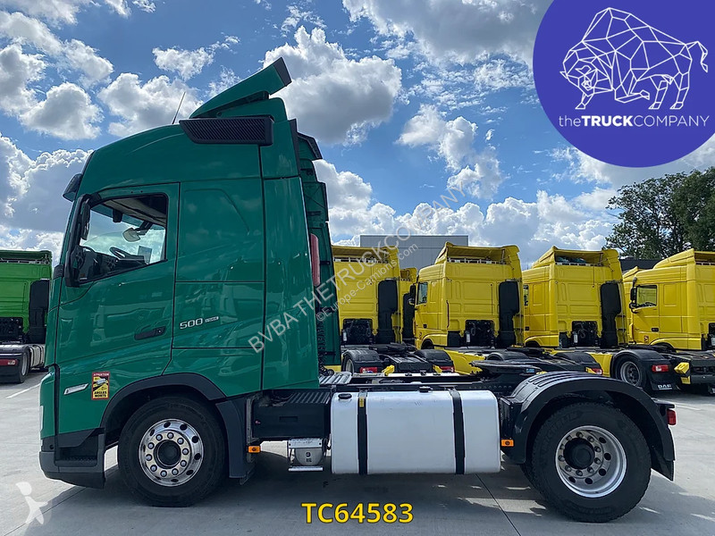 جرار Volvo 500
