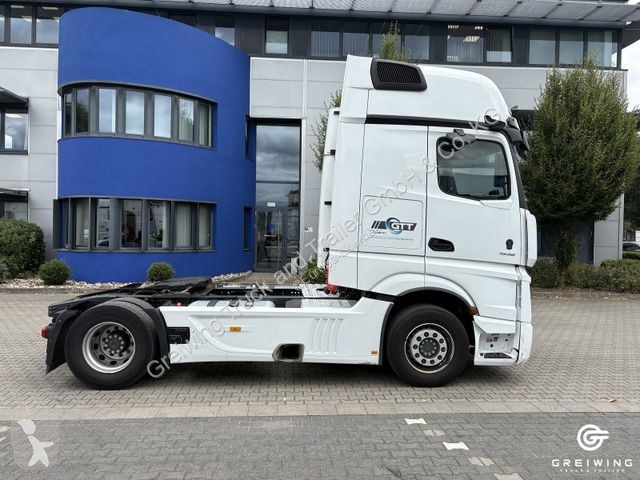 Tahač Mercedes 1848 4x2 Gigaspace