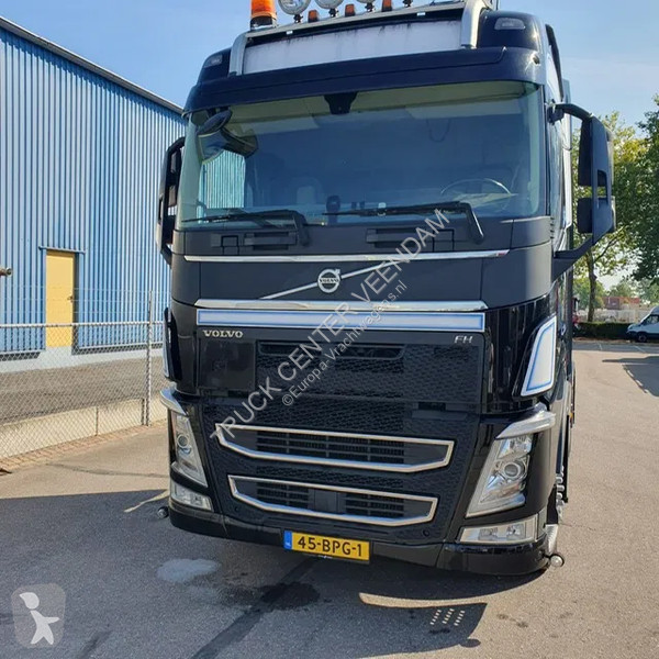 جرار Volvo 500 2x tank I-parc Cool Globetrotter...