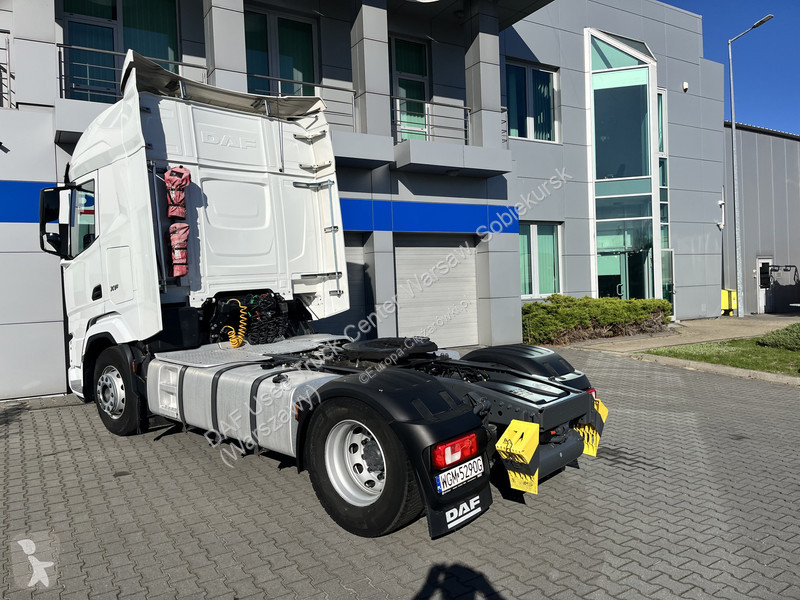 جرار DAF XFn  FT 4X2