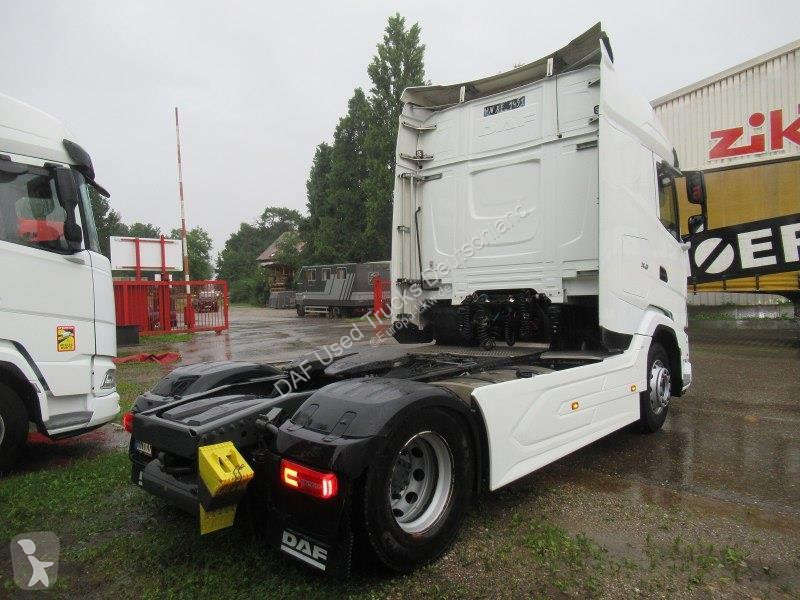 جرار DAF XG  FT 4X2