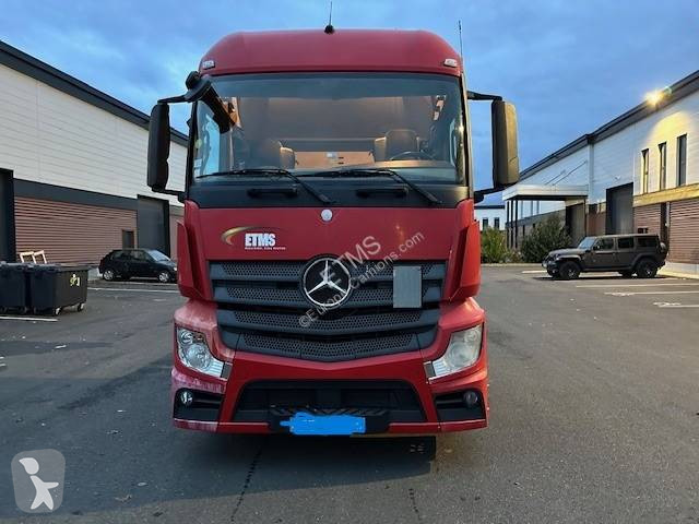 Tracteur Mercedes