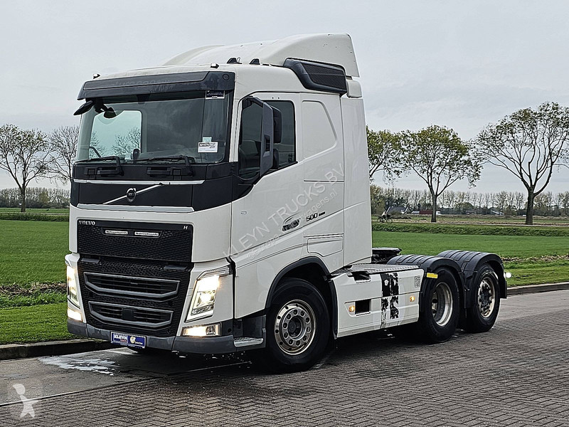 جرار Volvo 500 6X2 STEERED PTO+HYDR