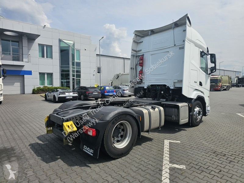 Тягач DAF XFn  FT 4X2