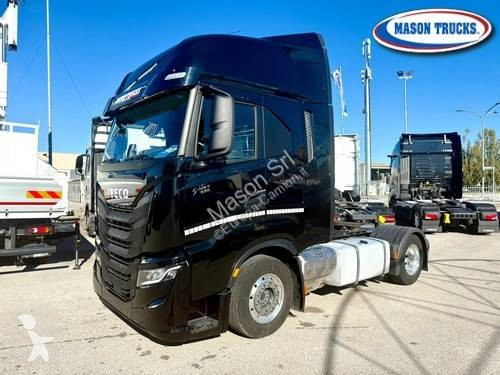 جرار Iveco