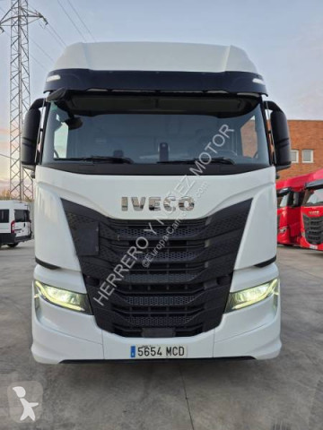 Cabeza tractora Iveco
