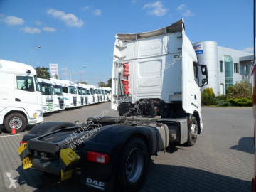 Влекач DAF