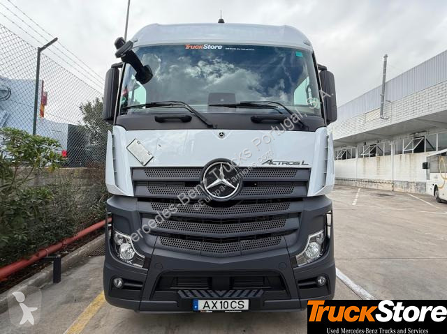 جرار Mercedes 1845