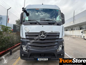 جرار Mercedes