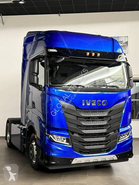 جرار Iveco