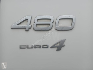 جرار Volvo