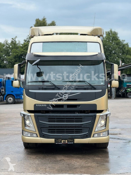جرار Volvo 420 6x2 Lenk-/Lift, Vollluftfederung