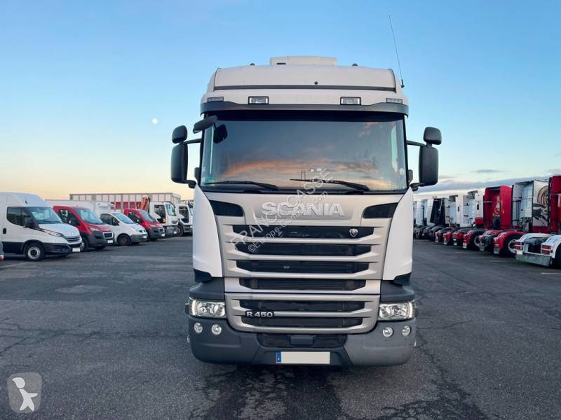 جرار Scania