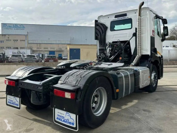 جرار Renault