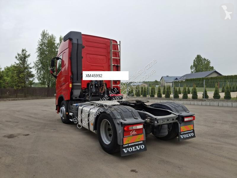 Влекач Volvo FH 420 ADR