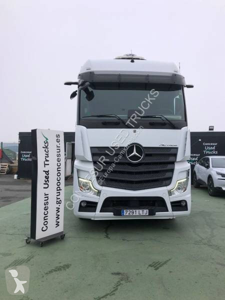 جرار Mercedes