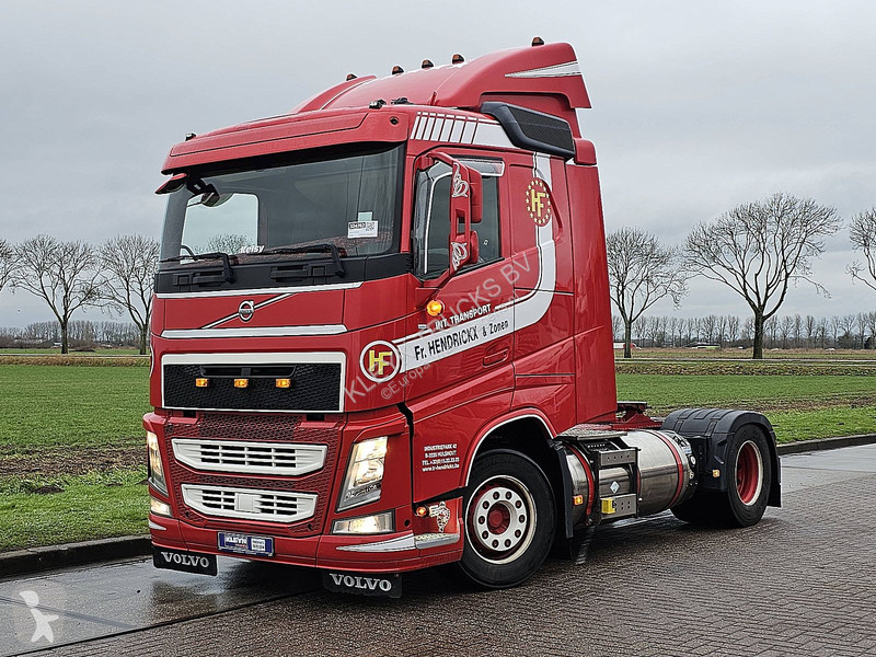 جرار Volvo 420 LNG GAS 1ST OWNER