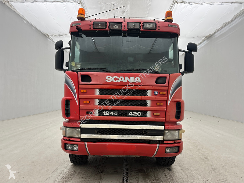 جرار Scania 420 - 4x4