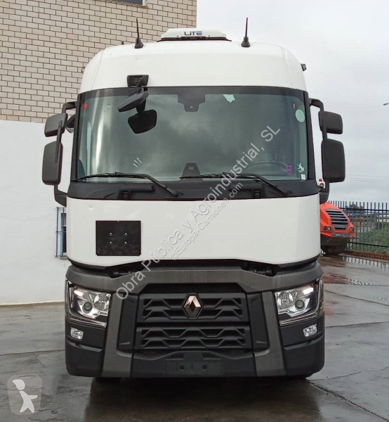 جرار Renault 480 T4X2 E6