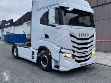 Cabeza tractora Iveco