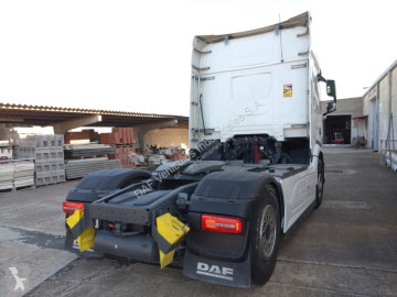 جرار DAF 480 XFn FT 4X2