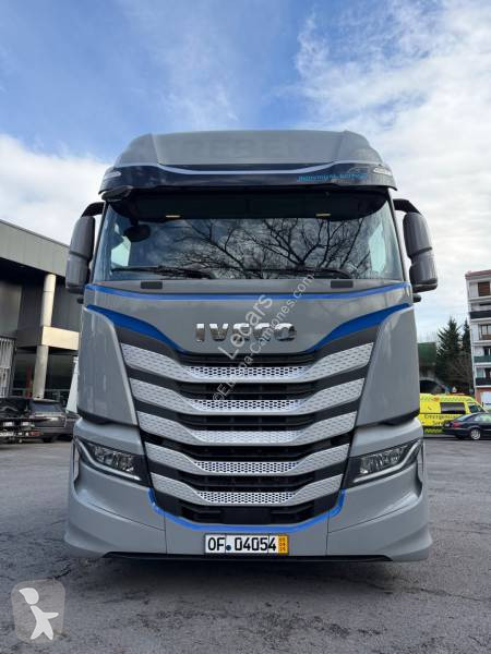 جرار Iveco