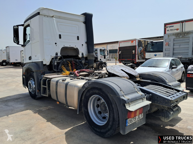 جرار Mercedes Actros