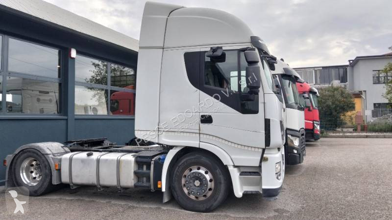 Iveco  tractor unit
