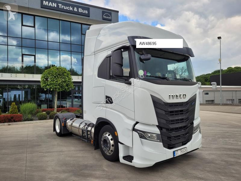 جرار Iveco 460 LNG/20STUCK/RETARDER/GAS IN DER...