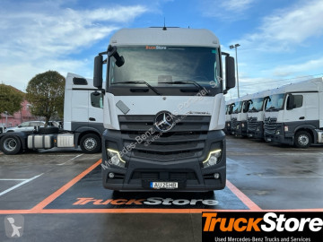 جرار Mercedes