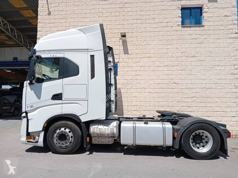 جرار Iveco