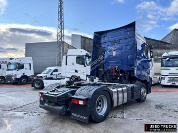 جرار منتجات خطرة / adr Renault