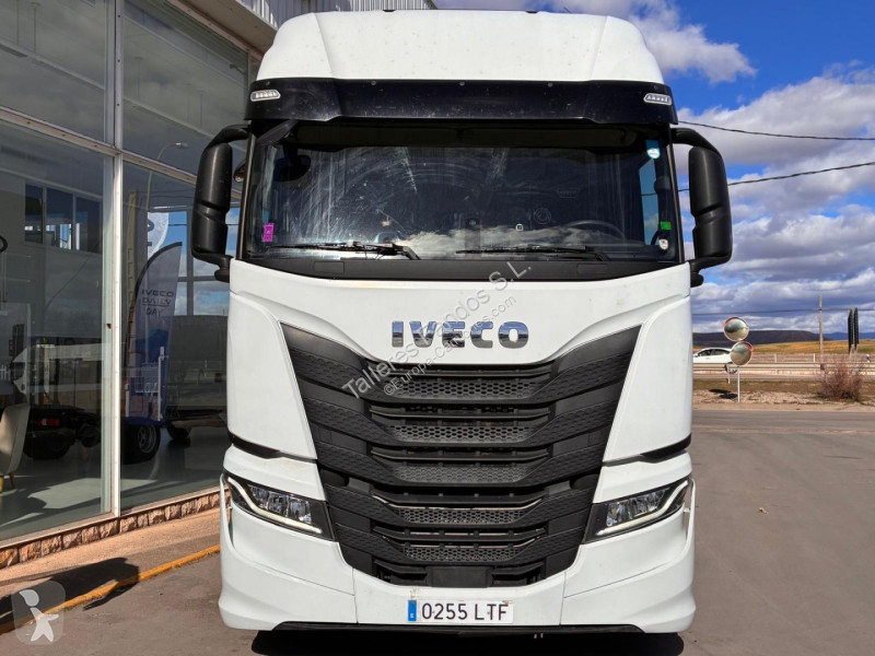 Cabeza tractora Iveco 510 AUTOMATICO CON INTARDER