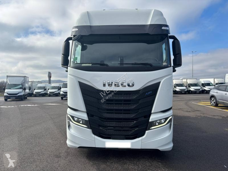 Tracteur Iveco AS440S46T/P CNG